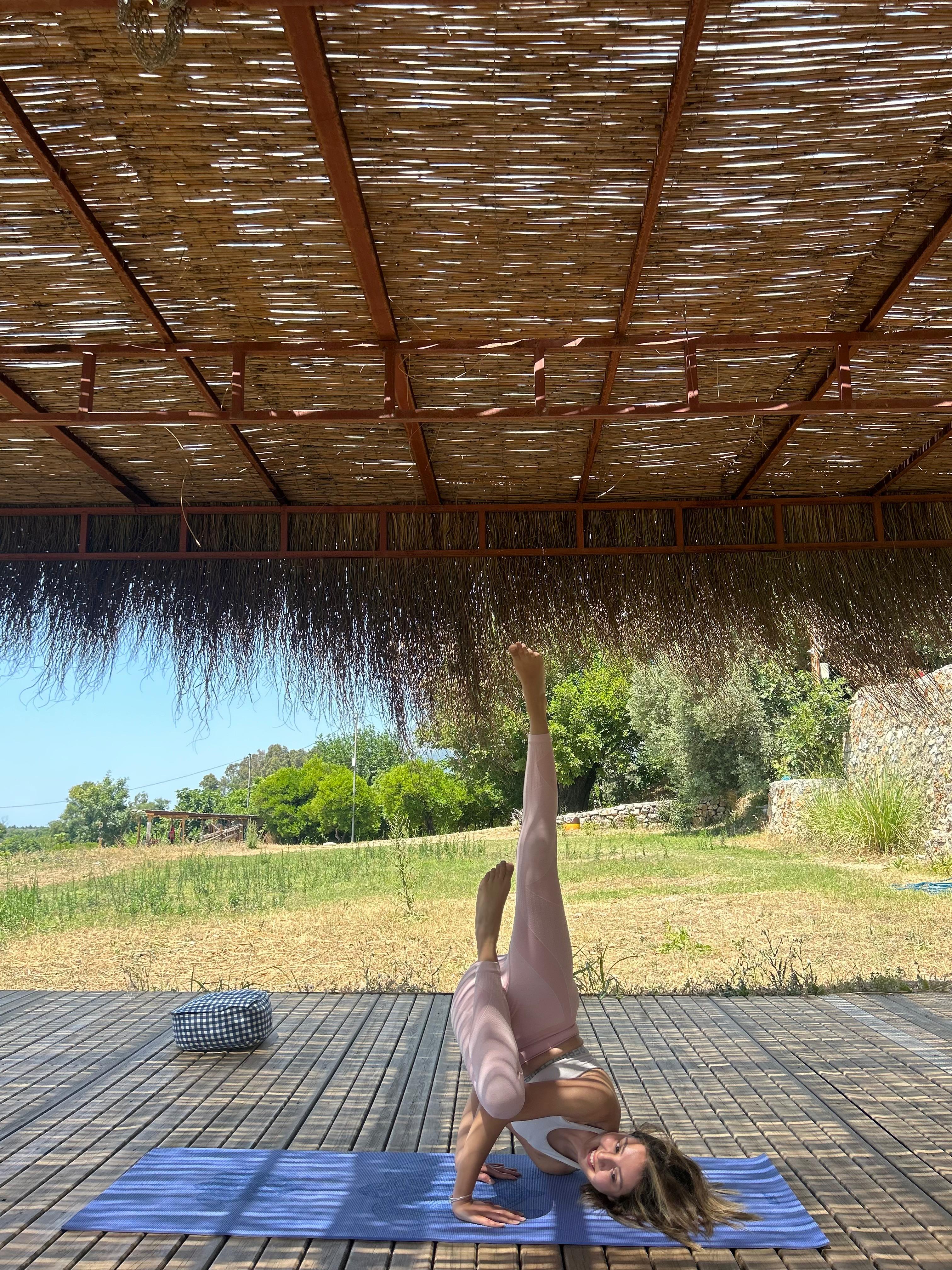 Fallen Angel (Devaduuta Panna Asana)